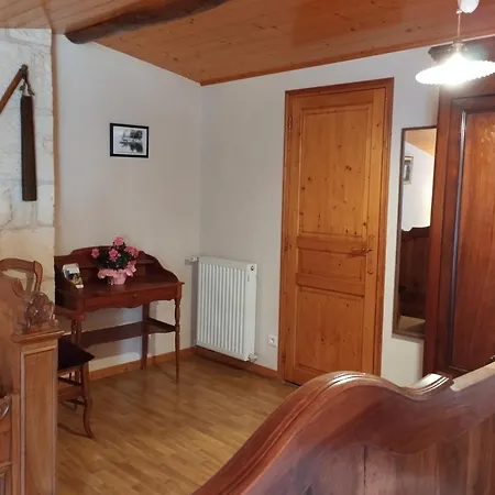 Le Logis De Bouillé-Courdault
